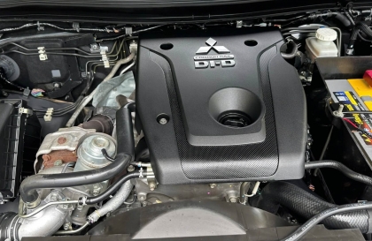 Triton bị lỗi lốc điều hòa thế này có cách khắc phục nào không?