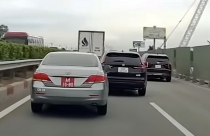 Clip: Các bác đếm giúp cho tay Honda CR-V này xem hết bao nhiêu tiền phạt