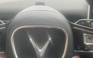 Có phải Vinfast Vf9 của em bị hỏng mắt hồng ngoại?