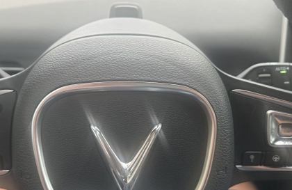 Có phải Vinfast Vf9 của em bị hỏng mắt hồng ngoại?