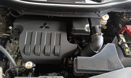 Mitsubishi Xpander đạp ga bị giựt là do đâu?