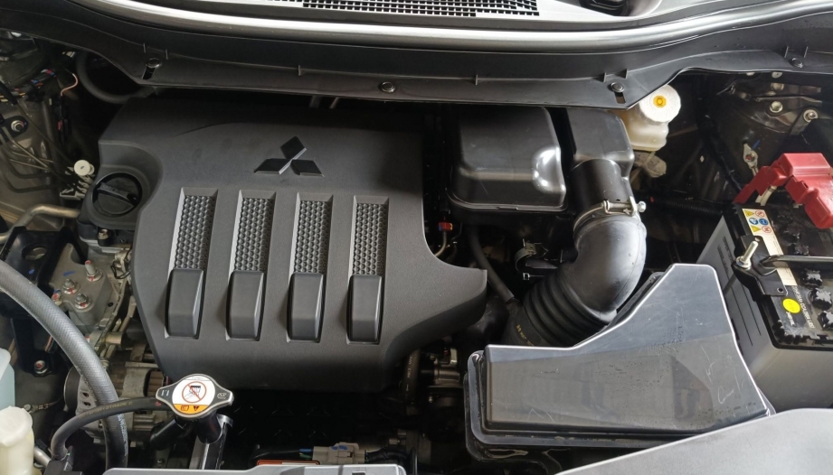 Mitsubishi Xpander đạp ga bị giựt là do đâu?