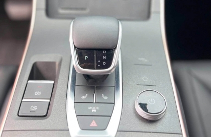 Xin tư vấn xe Omoda C5 bị giật khi sang số
