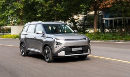 KIA Carens có thêm phiên bản cao cấp Clavis giữa giai đoạn cạnh tranh khốc liệt