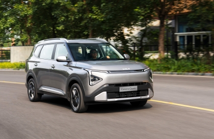 KIA Carens có thêm phiên bản cao cấp Clavis giữa giai đoạn cạnh tranh khốc liệt