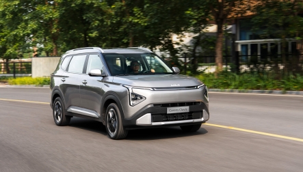 KIA Carens có thêm phiên bản cao cấp Clavis giữa giai đoạn cạnh tranh khốc liệt