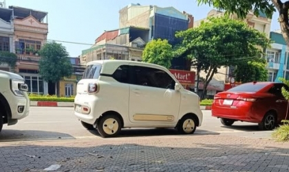 Xin tư vấn gạt mưa Bestune Xiaoma bị rít