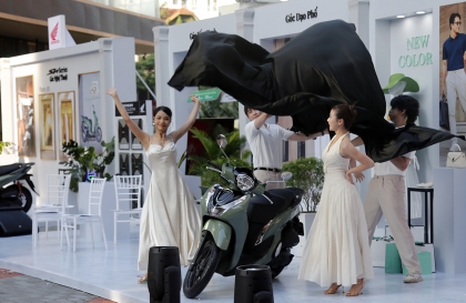 Thế giới 2 bánh: Honda Việt Nam tung phiên bản nâng cấp cho Sh mode, khởi điểm từ 59 triệu đồng, tháng 10 giao xe