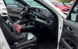 Mazda CX8 bị kêu cốp bên phụ thì khắc phục sao?