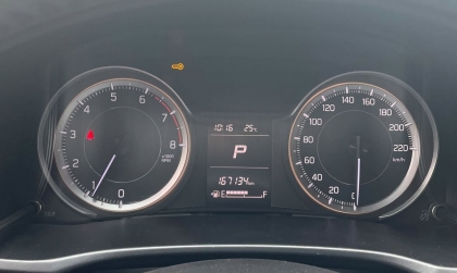 Đồng hồ Suzuki Ertiga hiện hình chìa khóa thế này có phải do pin yếu?