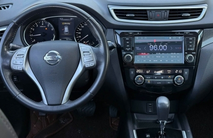 Nissan X-trail bị lỗi điều hòa thế này có xử lý được không?