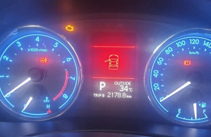 Xin chỉ giáo lỗi cá vàng của Toyota Corolla Altis