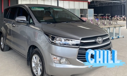 Gạt mưa của Innova bị loạn hoạt động thế này là sao ạ?