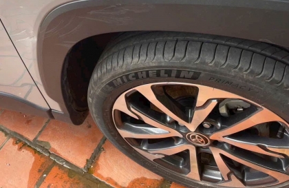 Đã bơm xe nhưng Toyota Corolla Cross vẫn bị cảnh báo lốp là sao?