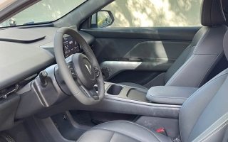 Vinfast MPV 7 có phải bị lỗi phanh tự động ngang dốc không?