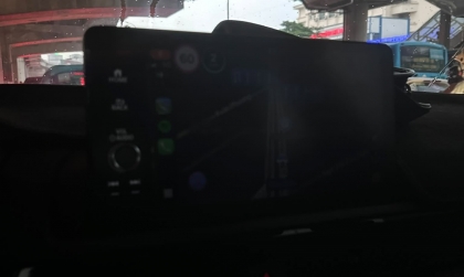 Làm sao để sửa lại màn hình Honda CR-V quá tối?