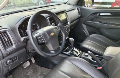 Trailblazer báo lỗi service vehicle soon là sao thế ạ?
