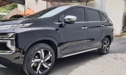 Vì sao mở chốt cửa xe Xpander có tiếng è è?
