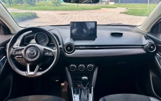 Mazda2 bị lỏng vô lăng khi đi trên 110 km/h có vấn đề gì không?