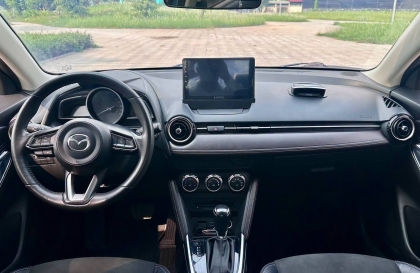 Mazda2 bị lỏng vô lăng khi đi trên 110 km/h có vấn đề gì không?