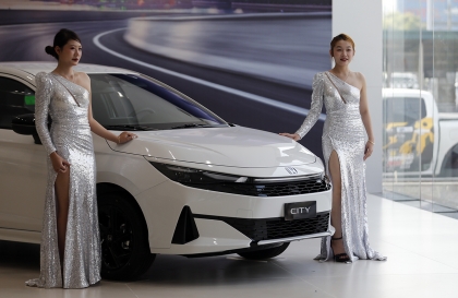 Không hybrid, Honda Việt Nam trang bị tiêu chuẩn gì cho City?