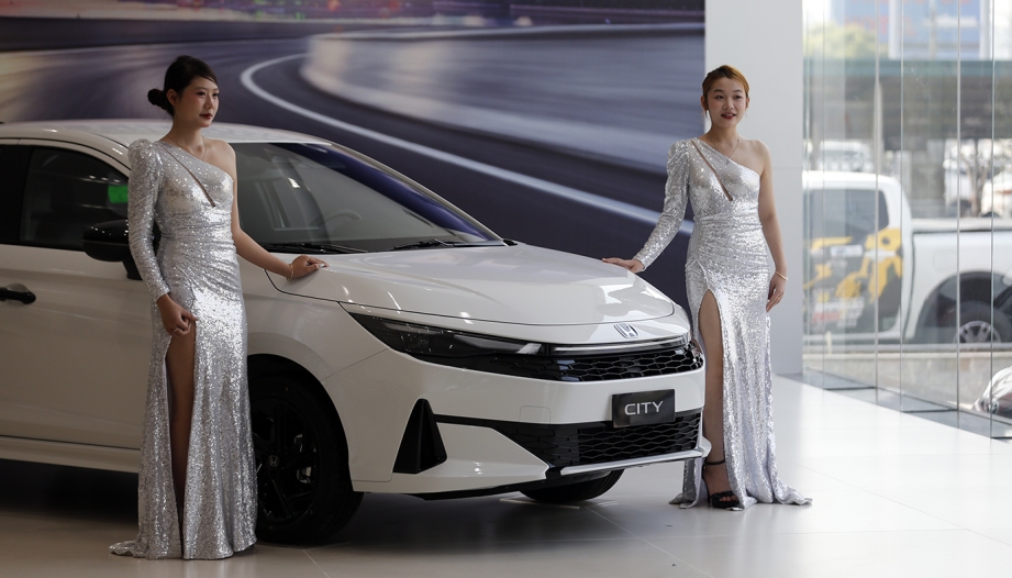 Không hybrid, Honda Việt Nam trang bị tiêu chuẩn gì cho City?