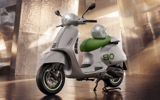 Thế giới 2 bánh: Sẽ chỉ có 4 chiếc Vespa Edizione Ottantesimo tại Việt Nam, với giá bán 372 triệu đồng