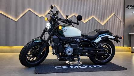 Thế giới 2 bánh: CFMOTO 450CL-C AMT khởi điểm 167 triệu đồng và điểm nhấn hộp số tự động AMT