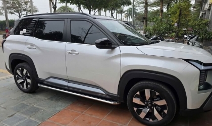 Cho hỏi cách khắc phục lỗi tiếng cọt kẹt cửa xe Mitsubishi Destinator