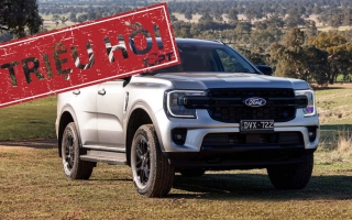 Sau Mỹ, Ford triệu hồi Everest và Ranger tại Úc do lỗi camera lùi