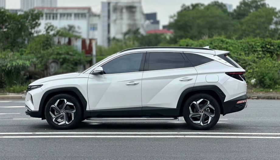 Các bác cho hỏi lỗi gương của Hyundai Tucson với!
