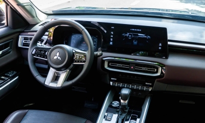 Làm sao xử lý xe Mitsubishi Destinator bị ồn tiếng gió?