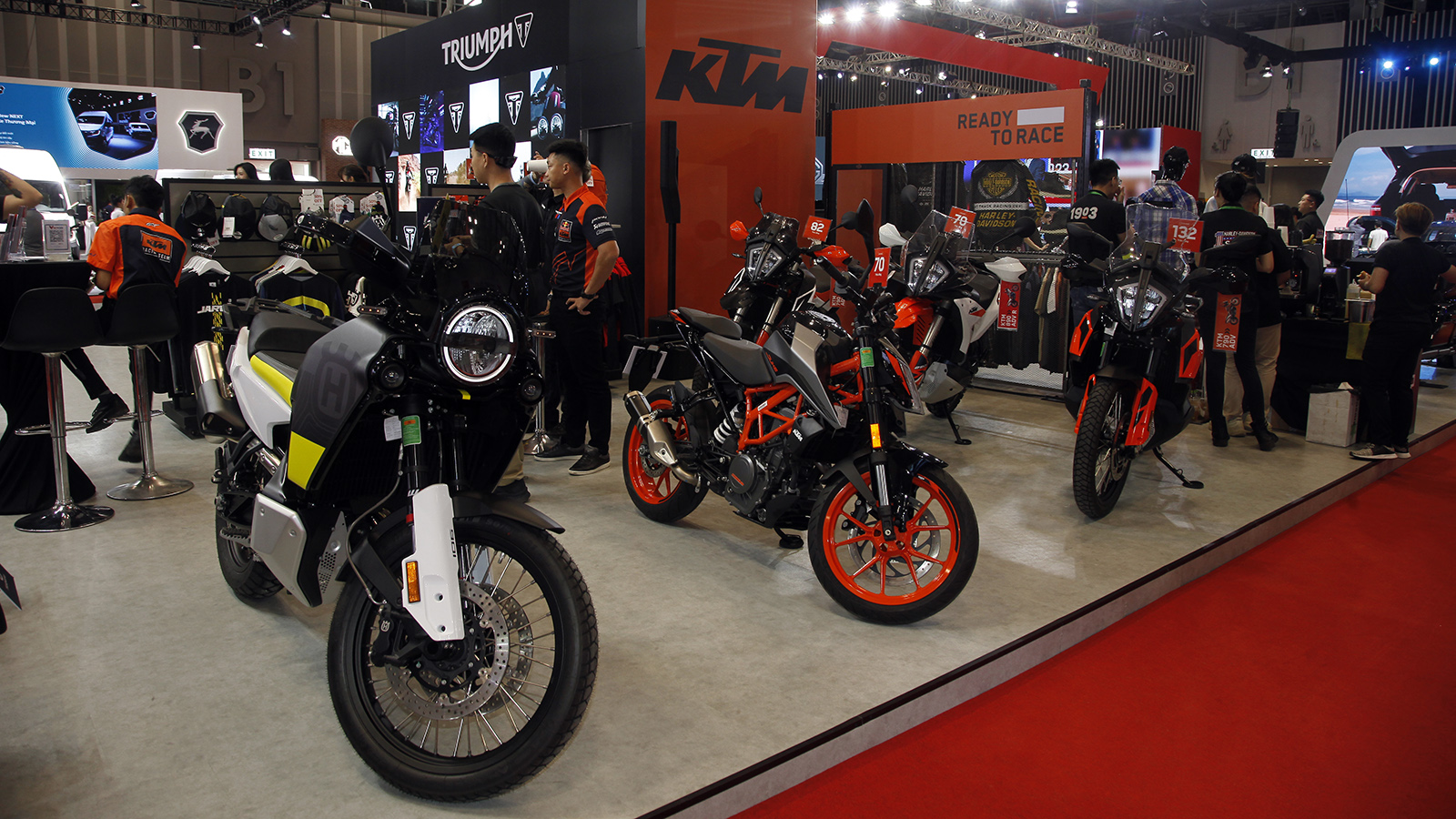 Triển lãm Vietnam Motor Show 2024: Một số hình ảnh gian hàng KTM và Husqvarna