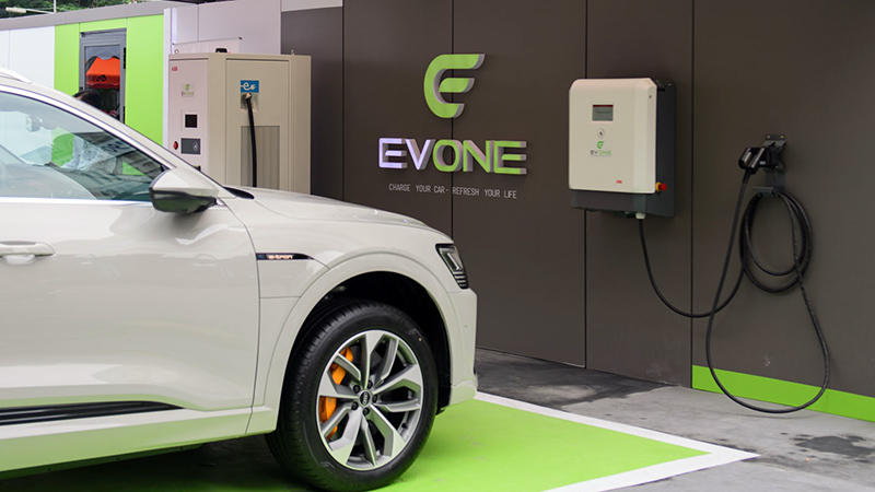 Bình Thuận: Trạm sạc EV One - Minh Thu