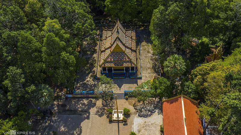 Sóc Trăng: Trạm sạc EV One - Chùa Dơi