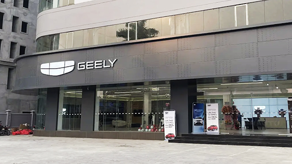 Nghệ An: Đại lý Geely Vinh