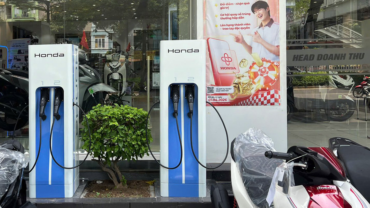 Thế giới 2 bánh: Honda Việt Nam ra mắt hệ thống tủ đổi pin xe máy điện vào đầu tháng 6